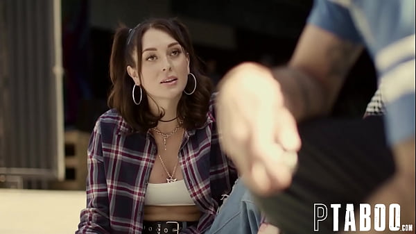 Grinders - Part 2 Charlotte Sins, Robby Echo