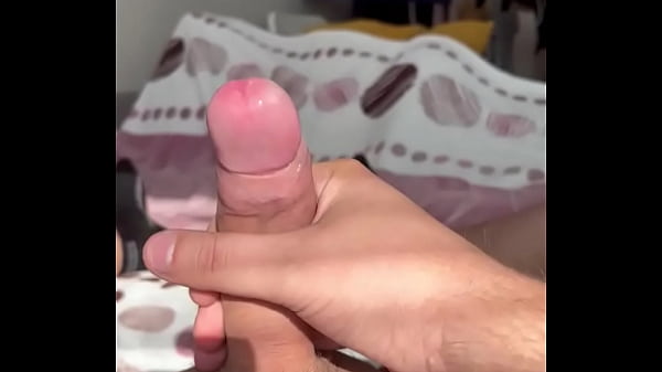 Primer plano de joven cocinero