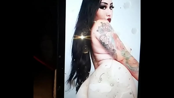 Pamela Quiroz Bigass Goth Cum Tribute zweimal