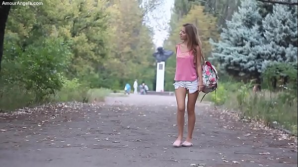 2014-01-28 Yanni - Yanni drôle