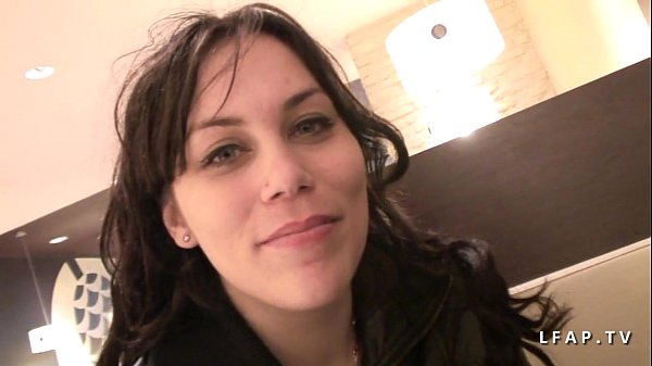 Impresionante Chica Adolescente se luce en anal