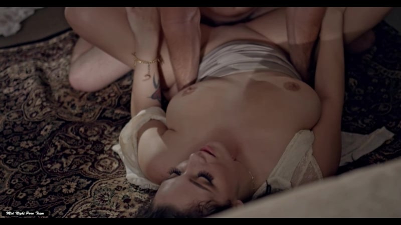 Noelle Easton [grandi tette, tette naturali, culo grosso, pompino, tutto sesso]